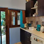 Mama's Cozy 1 *